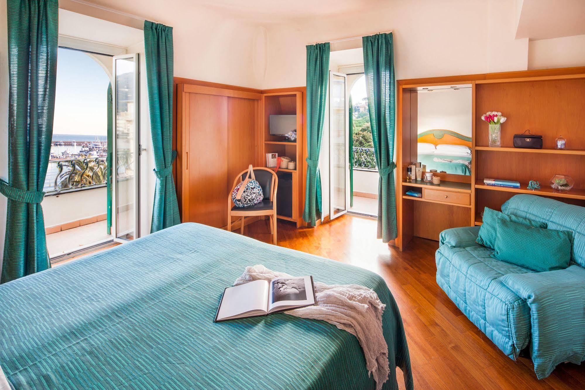 Hotel Riviera Rapallo Exterior photo